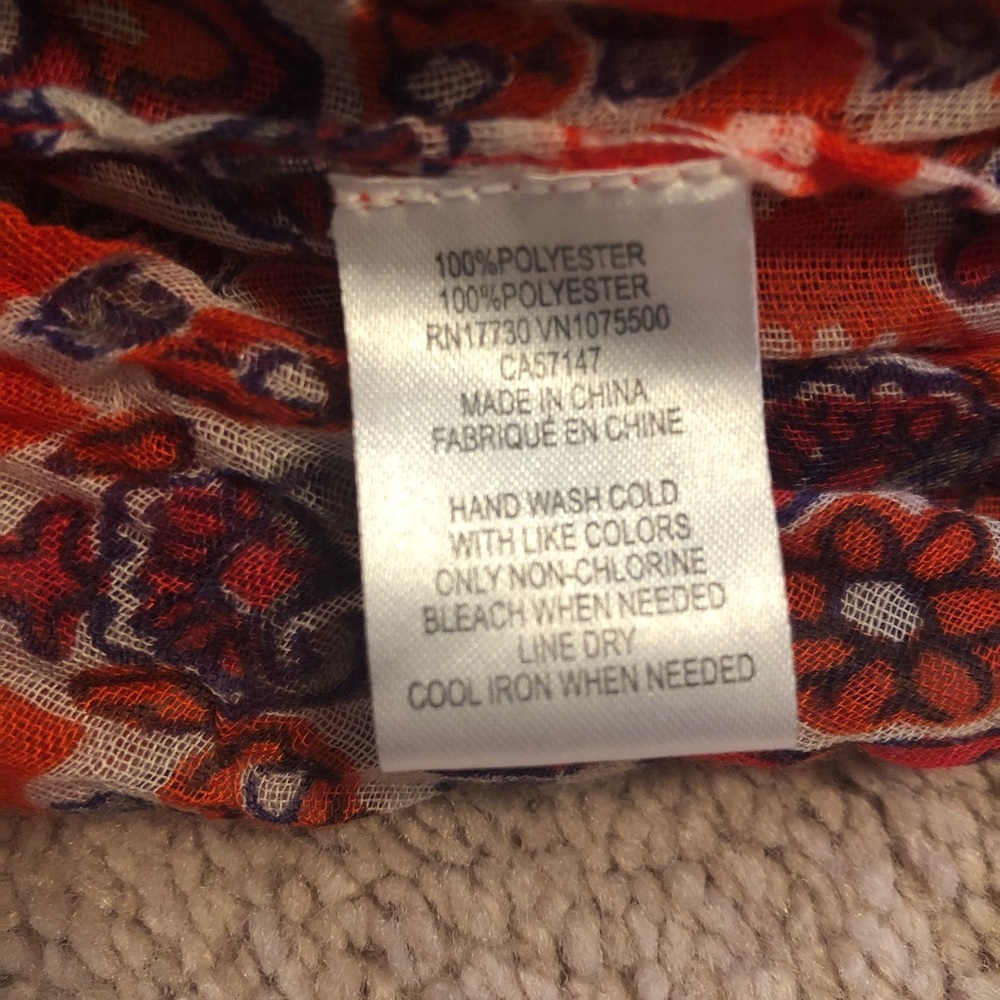 🧣Target Infinity Scarf 🧣 - Picture 4 of 4